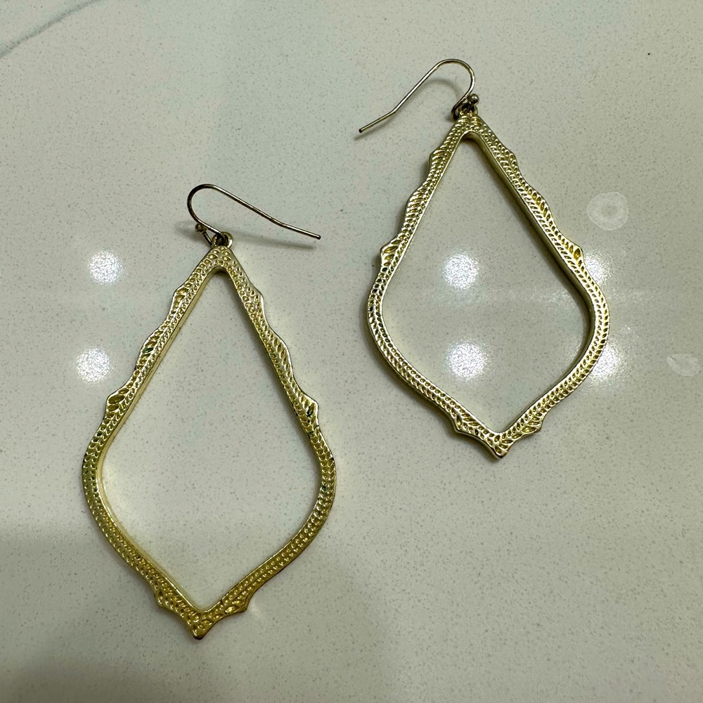 Kendra Scott Gold Sophee Drop Earrings